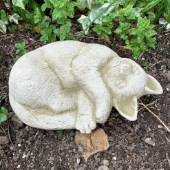 Darthome Limited Stone Sleeping Cat Memorial Garden Ornament