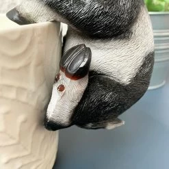 Darthome Limited Cow Pot Hanger -Décor Dreams Shop 27 645685da b377 432e 9ee7 37d27011b80e