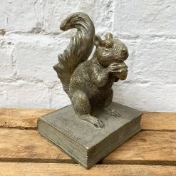 Darthome Limited Gold Resin Squirrel Bookend