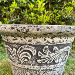 Darthome Limited Stone Effect Plastic Round Planter -Décor Dreams Shop 41