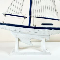 Darthome Limited White Sailing Yacht Collectable Model Ornament 66cm -Décor Dreams Shop 53 8c220cc7 946e 428c 8ca6 930a55717bc3