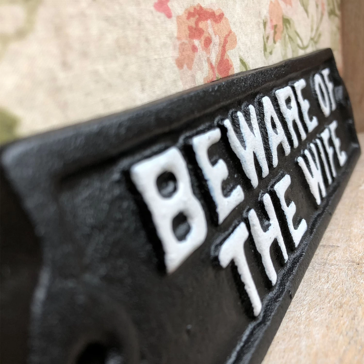 Darthome Limited Black Beware Of The Wife Cast Iron Sign 5 Darthome Limited Black Beware Of The Wife Cast Iron Sign - Image 4
