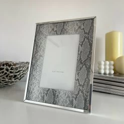 Darthome Limited 4x6" Faux Silver Snakeskin Photo Frame