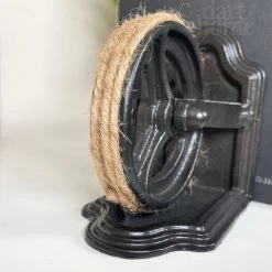 Darthome Limited Industrial Cog Bookends Set -Décor Dreams Shop IMG 9016.JPEG editedBV