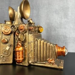 Darthome Limited Camera Steampunk Bookends Set -Décor Dreams Shop IMG E0958