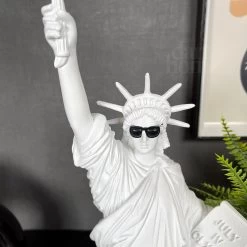 Darthome Limited White Cool Libby Ornament 10x40cm -Décor Dreams Shop IMG E1117