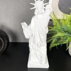 Darthome Limited White Cool Libby Ornament 10x40cm -Décor Dreams Shop IMG E1121