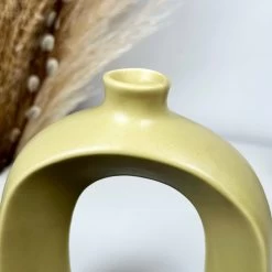 Darthome Limited Oval Donut Vases -Décor Dreams Shop IMG E1215 b5db6630 14b1 48e1 95a7 f287a1698f31