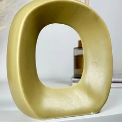 Darthome Limited Oval Donut Vases -Décor Dreams Shop IMG E1217 eba3b7b3 be3d 4b48 aa51 bfd420062402