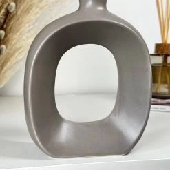 Darthome Limited Oval Donut Vases -Décor Dreams Shop IMG E1229 da764921 6dcb 4d59 a2ad 3659ee869c46