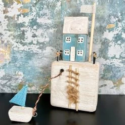 Darthome Limited Wooden Harbourside Beach House W/ Boat Ornament