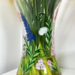 Darthome Limited Hand Painted Glass Botanical Butterflies Vase -Décor Dreams Shop IMG E2625 7ccab1f4 0406 4cda ab08 d78e29d6c485