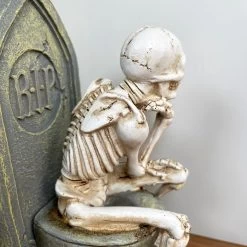 Darthome Limited Halloween Skeleton On The Toilet Ornament -Décor Dreams Shop IMG E2963