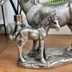 Darthome Limited Silver Horse & Foal Ornament 13 Darthome Limited Silver Horse & Foal Ornament -Décor Dreams Shop IMG E3144