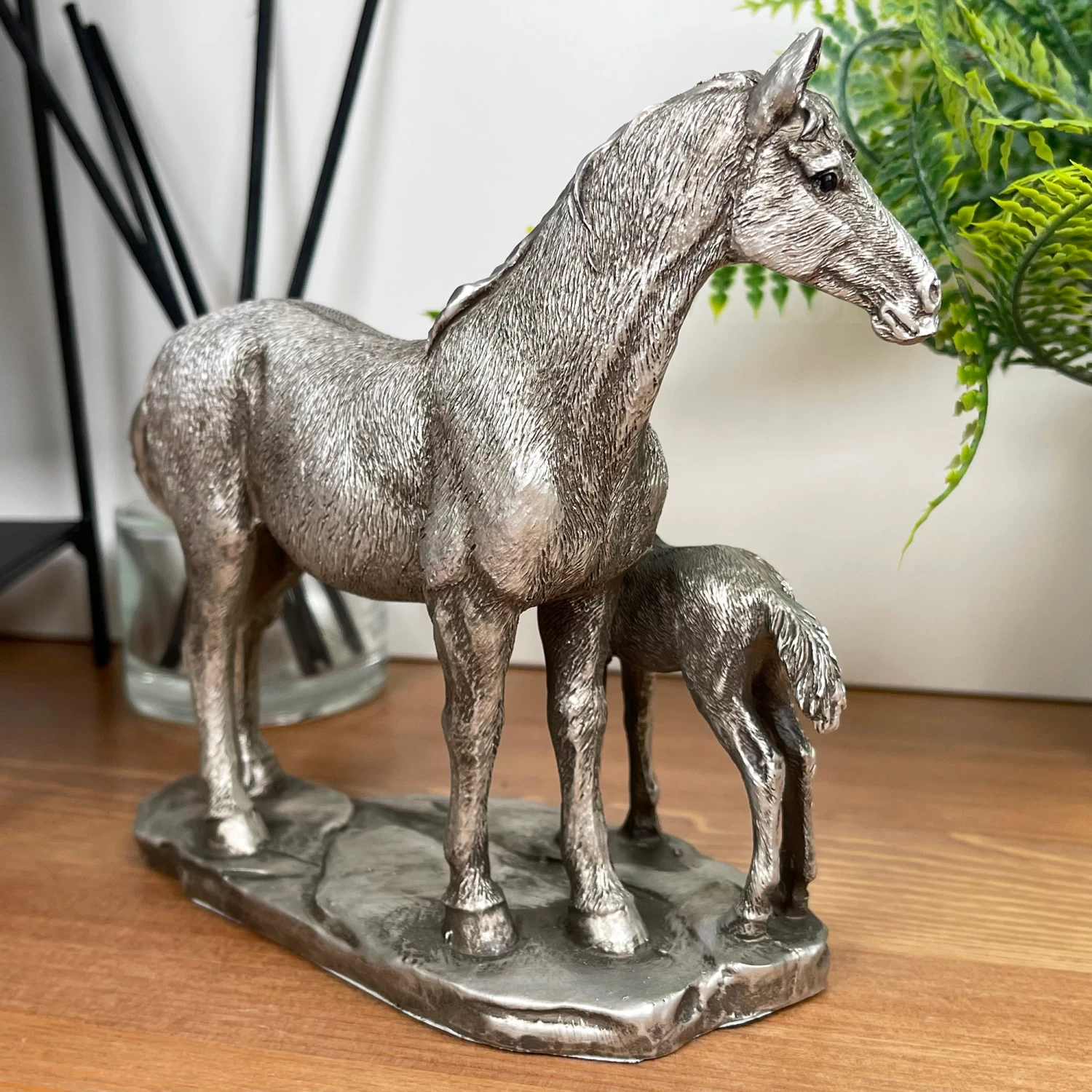 Darthome Limited Silver Horse & Foal Ornament 9 Darthome Limited Silver Horse & Foal Ornament - Image 7