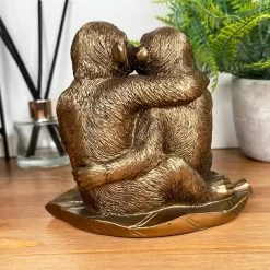 Darthome Limited Bronze Romantic Monkey Couple Figurine -Décor Dreams Shop IMG E3163