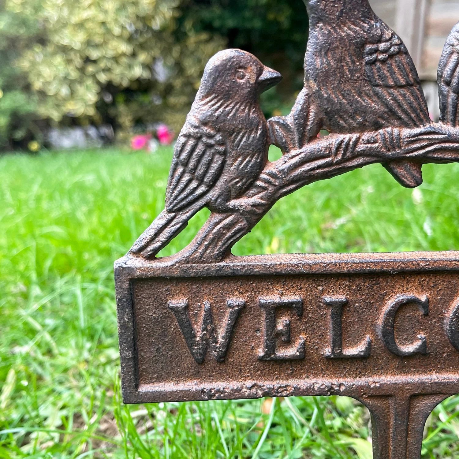Darthome Limited Cast Iron Birds Welcome Sign With Spike 4 Darthome Limited Cast Iron Birds Welcome Sign With Spike - Image 2