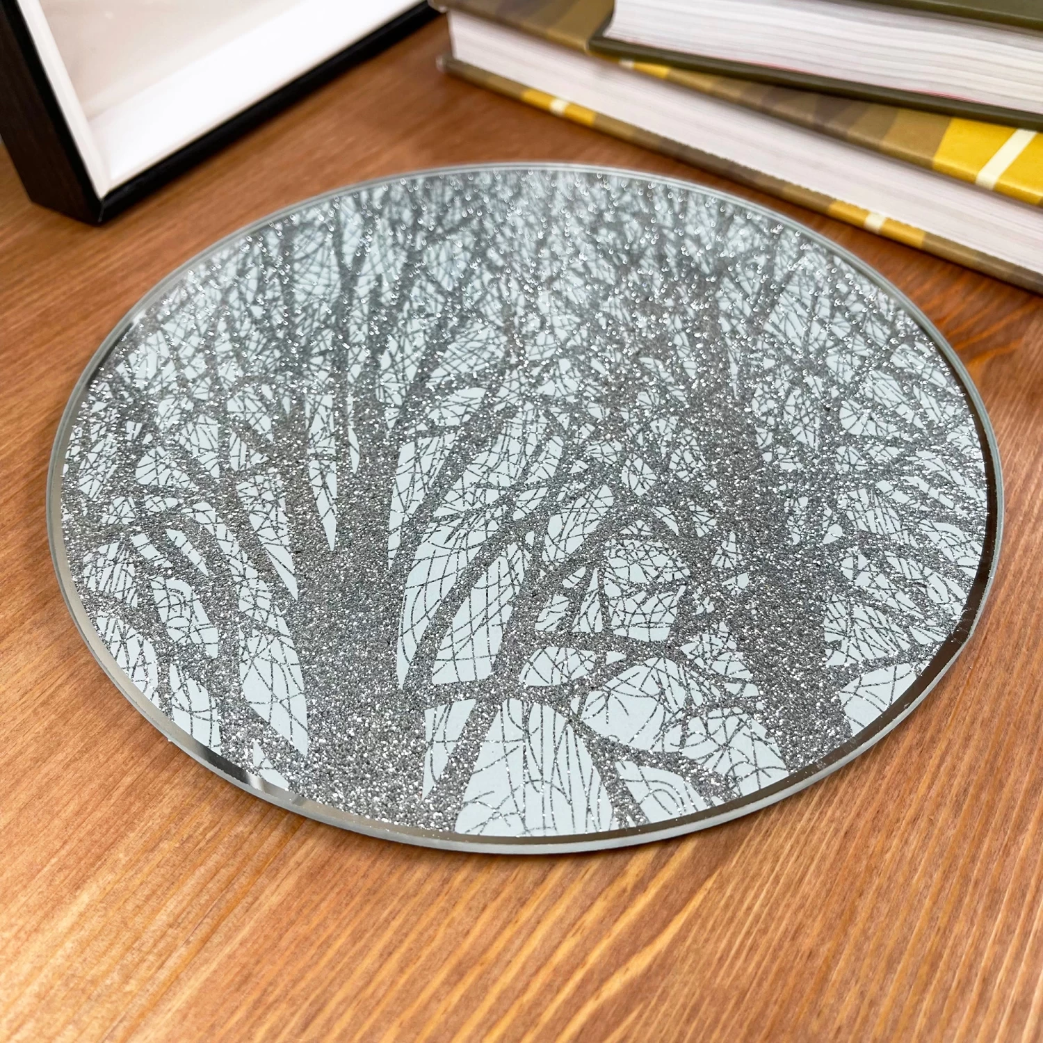 Darthome Limited Set Of 2 Woodland Glass Candle Plates 20cm 4 Darthome Limited Set Of 2 Woodland Glass Candle Plates 20cm - Image 2
