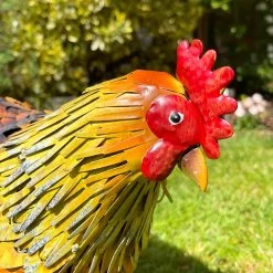 Darthome Limited Metal Feeding Hen Garden Ornament -Décor Dreams Shop IMG E3719 edited5