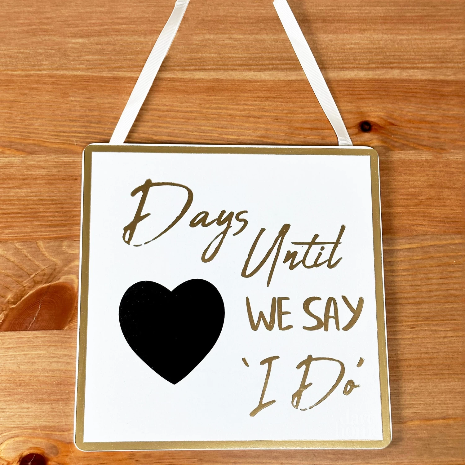 Darthome Limited Gold Script Wedding Day Countdown Plaque 3 Darthome Limited Gold Script Wedding Day Countdown Plaque