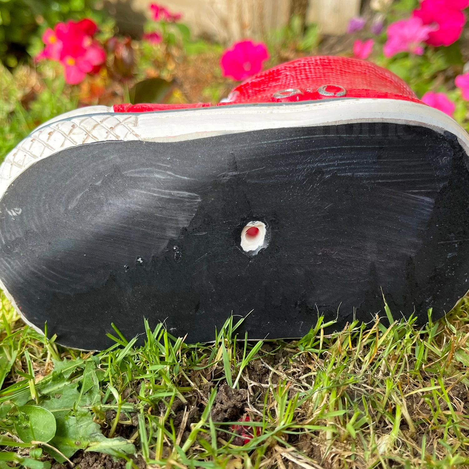 Darthome Limited Resin Pair Of Boot Planters 8 Darthome Limited Resin Pair Of Boot Planters - Image 6