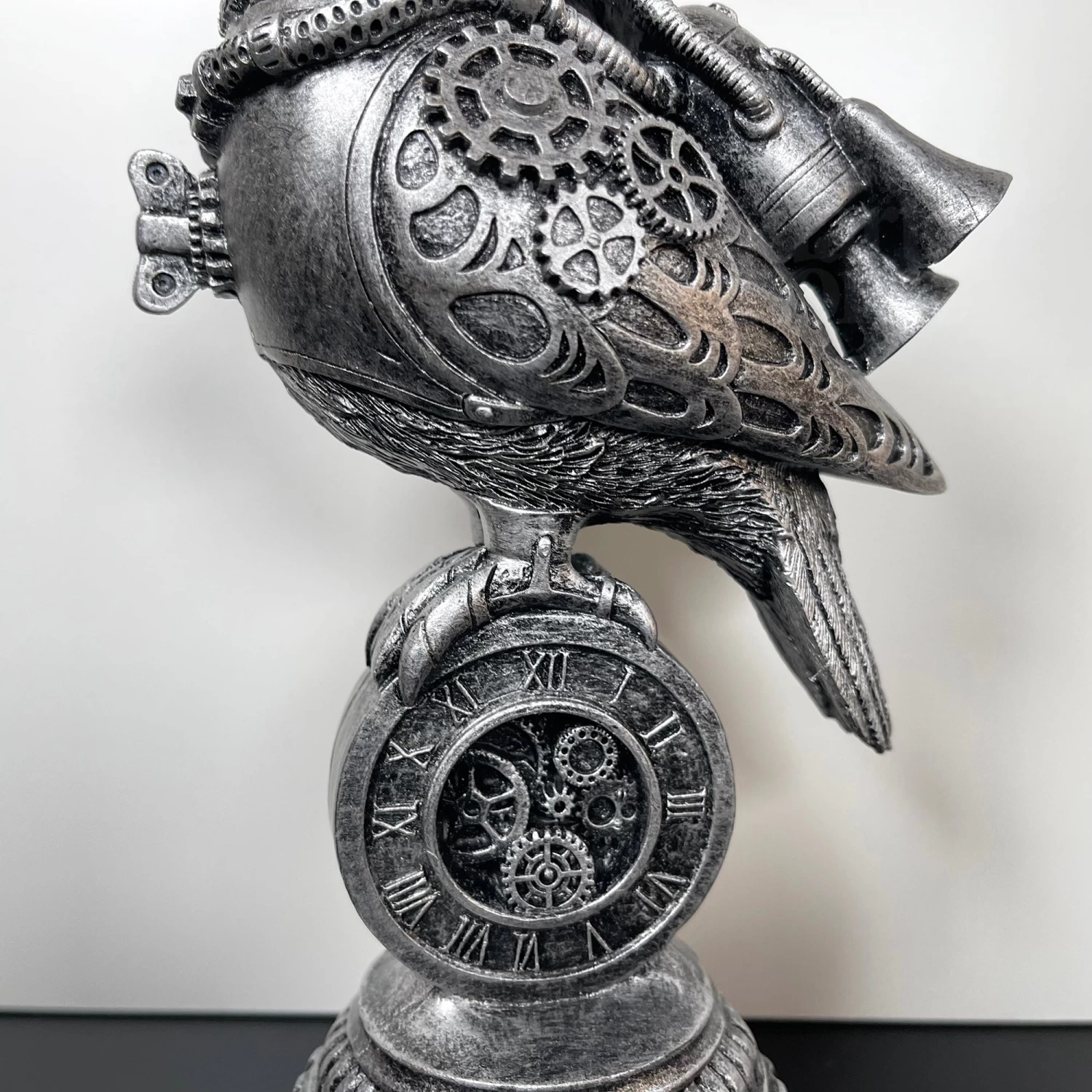 Darthome Limited Silver Steampunk Pilot Bird Ornament 5 Darthome Limited Silver Steampunk Pilot Bird Ornament - Image 3