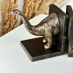 Darthome Limited Cast Iron Bronze Brontosaurus Bookends -Décor Dreams Shop IMG E4653 4f0ba5f1 c5cd 4f70 9e22 ee7f1cf8ff55