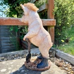 Darthome Limited Pig With Spade Garden Sculpture -Décor Dreams Shop IMG E5735 edited9