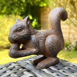 Darthome Limited Cast Iron Squirrel Eating Nut Ornament -Décor Dreams Shop IMG E5917 edited168