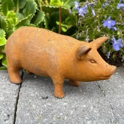Darthome Limited Rust Cast Iron Pig Garden Statue 16cm
