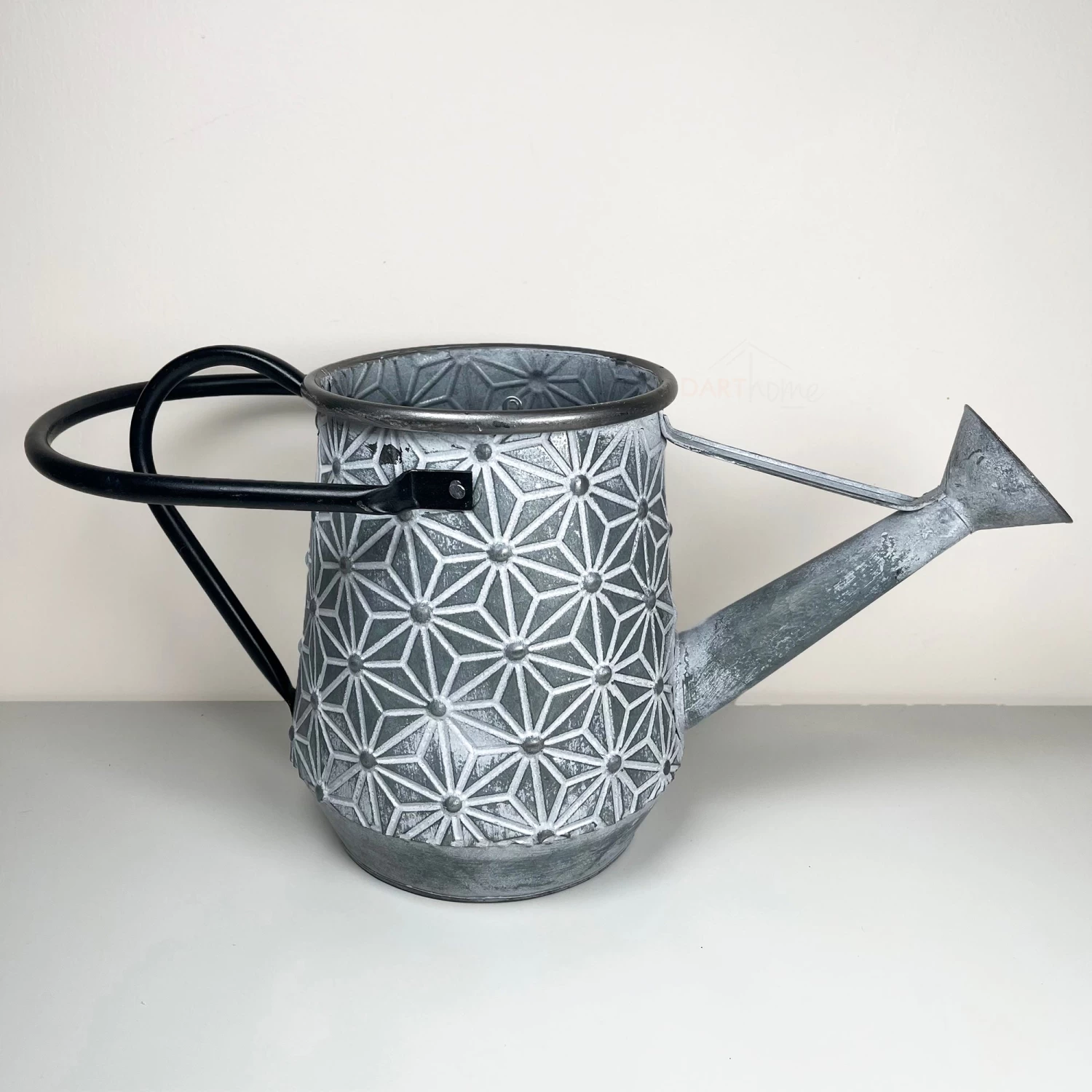 Darthome Limited Galvanised Zinc Metal Embossed Daisy Watering Can Planter 41cm 3 Darthome Limited Galvanised Zinc Metal Embossed Daisy Watering Can Planter 41cm