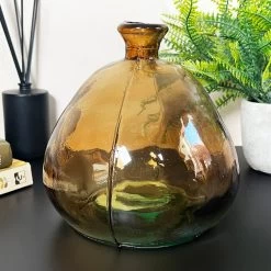 Darthome Limited Recycled Glass Brown Bubble Vase 13 Darthome Limited Recycled Glass Brown Bubble Vase -Décor Dreams Shop IMG E7014