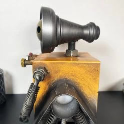 Darthome Limited Yellow Square Robot Clock -Décor Dreams Shop IMG E7424