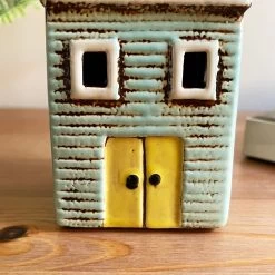 Darthome Limited Ceramic Blue House Tealight Holder 13 Darthome Limited Ceramic Blue House Tealight Holder -Décor Dreams Shop IMG E7714