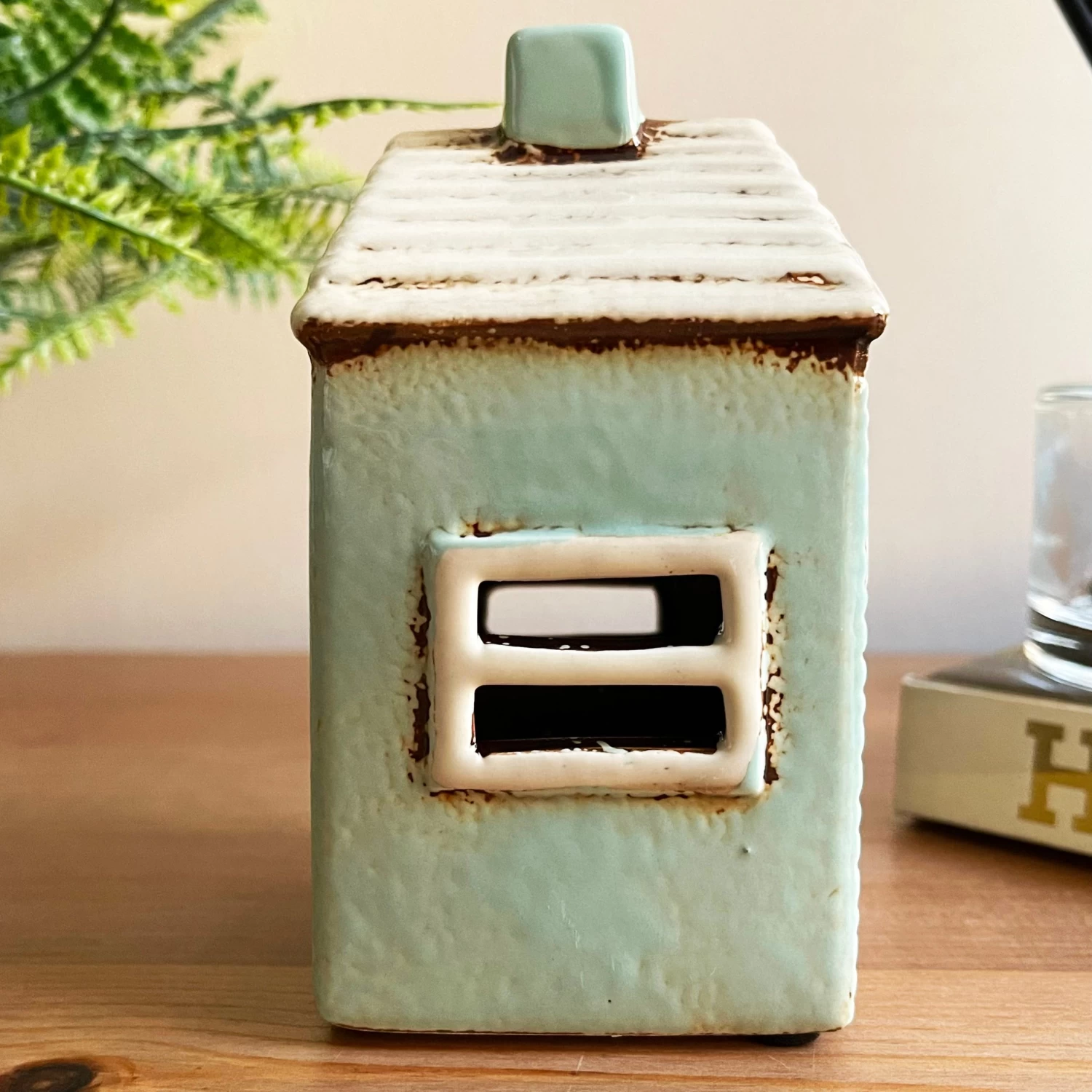 Darthome Limited Ceramic Blue House Tealight Holder 8 Darthome Limited Ceramic Blue House Tealight Holder - Image 6