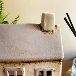Darthome Limited Cream Cottage House Candle Holder -Décor Dreams Shop IMG E7726