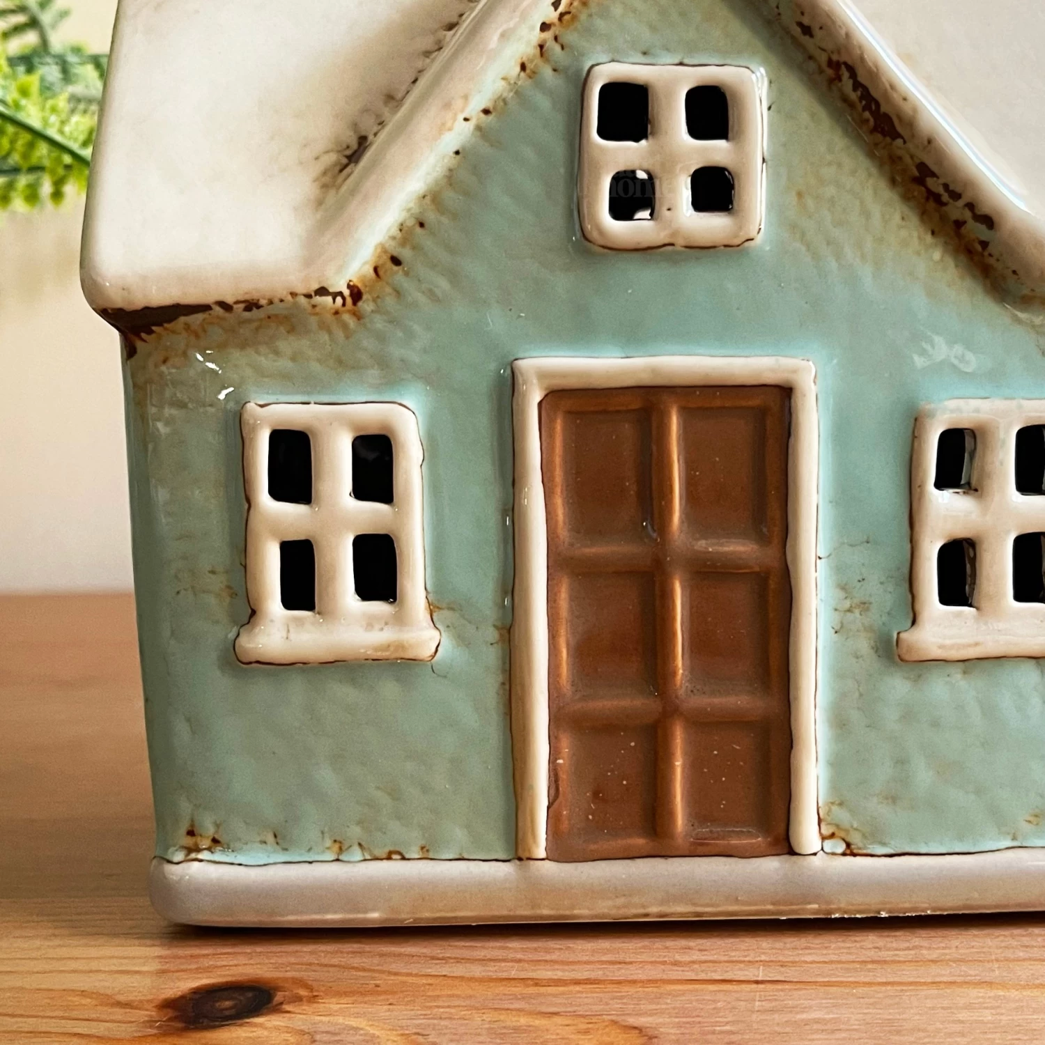 Darthome Limited Ceramic Green House Candle Holder 6 Darthome Limited Ceramic Green House Candle Holder - Image 4