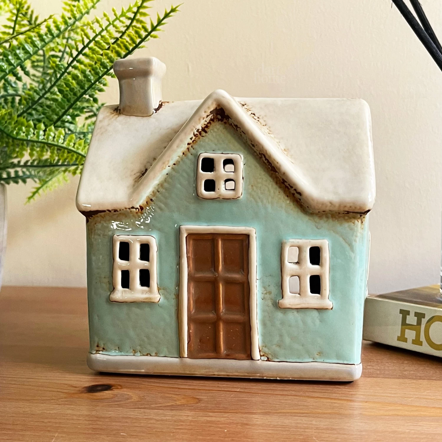 Darthome Limited Ceramic Green House Candle Holder 9 Darthome Limited Ceramic Green House Candle Holder - Image 7