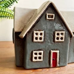 Darthome Limited Ceramic Grey Cottage House Plant Pot -Décor Dreams Shop IMG E7784