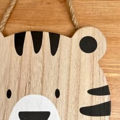Darthome Limited Hanging Tiger Head Plaque -Décor Dreams Shop IMG E7910 editedCK