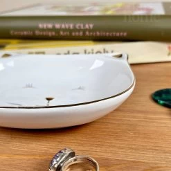Darthome Limited Glossy White Cat Face Trinket Dish -Décor Dreams Shop IMG E8106 editedHF