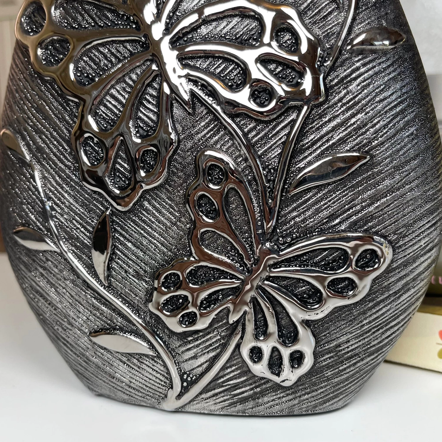 Darthome Limited Wide Ceramic Butterfly Vase 6 Darthome Limited Wide Ceramic Butterfly Vase - Image 4